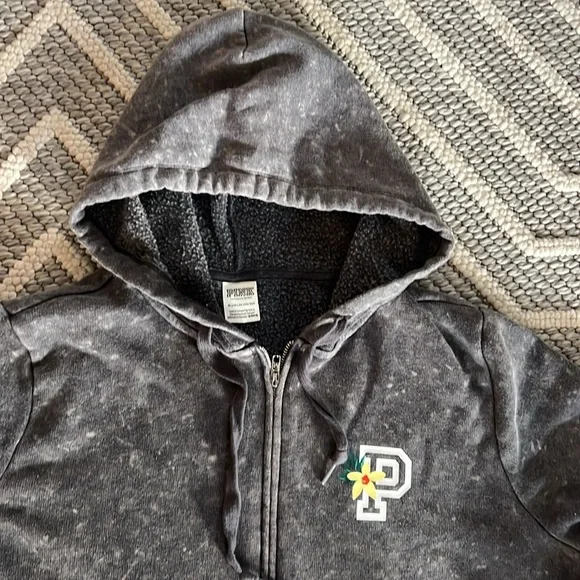 PINK Victoria’s Secret. Size XL. Gray super soft zip up hoodie. - Picture 6 of 8